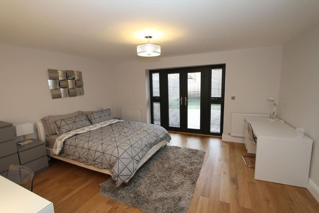 Lovely One Bed Apartment-near Transport-village-freeparking Appartamento Londra